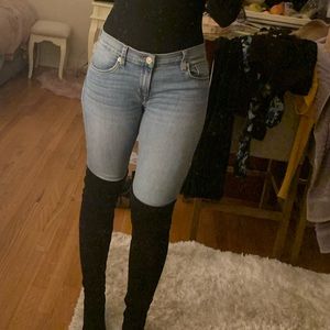 Hudson Light wash skinny jeans low rise